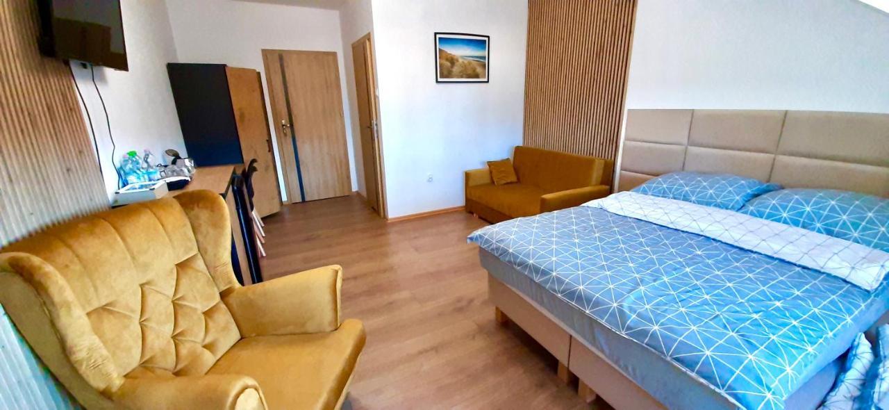 „Amber” Pokoje Z Widokiem Na Morze Krynica Morska Exterior photo